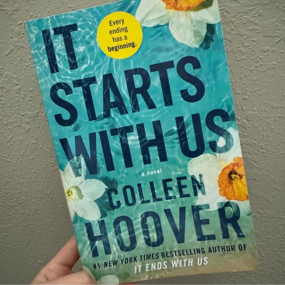 It Starts With Us by Colleen Hoover